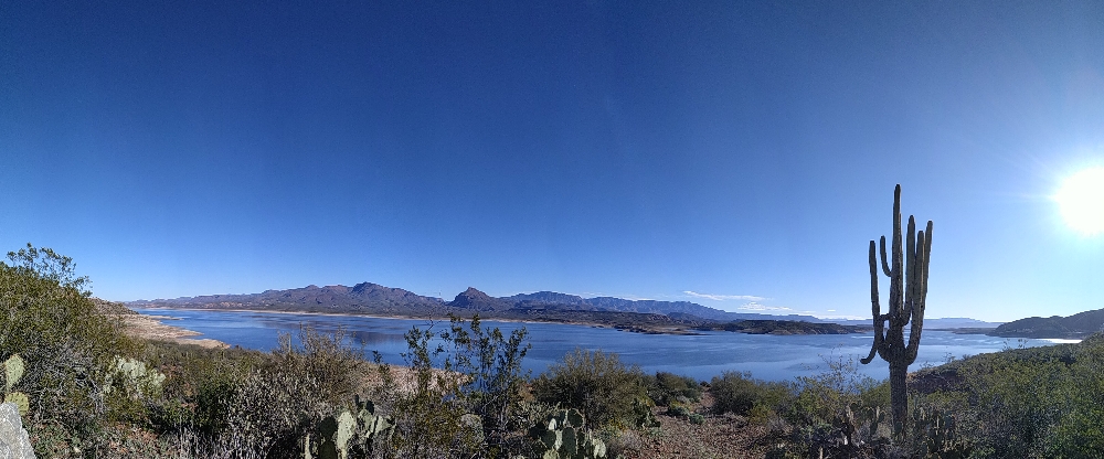 Lake Roosevelt Az  (USA) width=